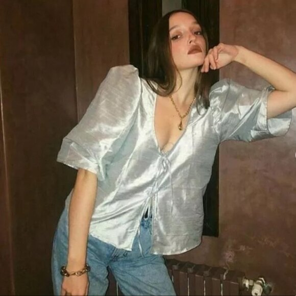 Maison Cleo Silver Silk Blouse Size S/M/L - Picture 1 of 13